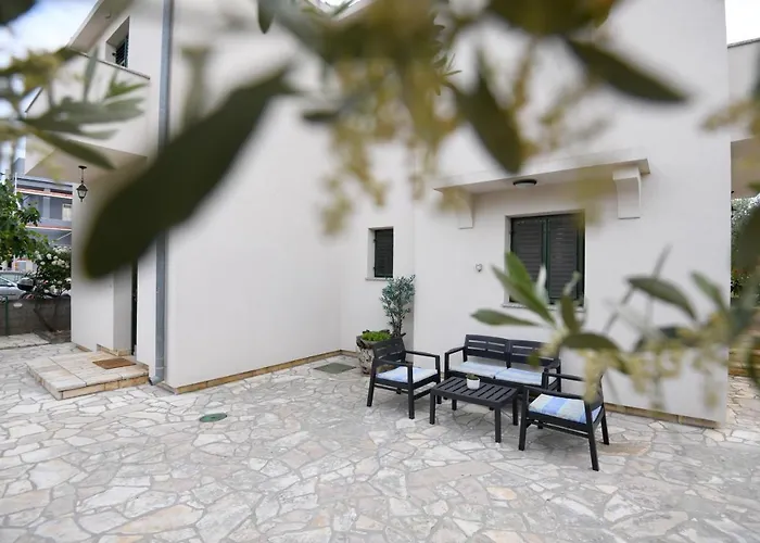 Apartament Rose *