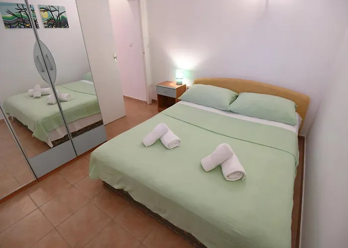 Rose Zadar