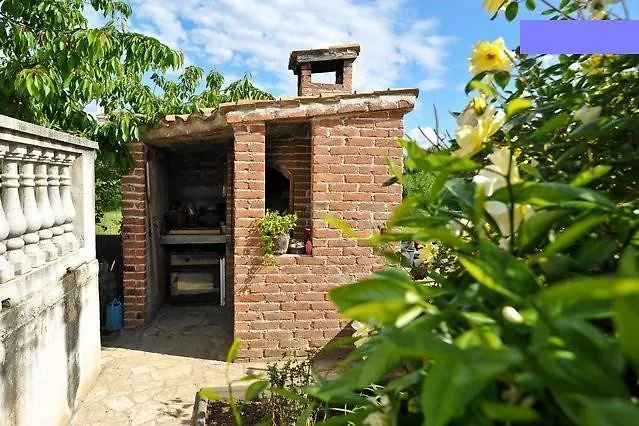 Apartament Rose *
